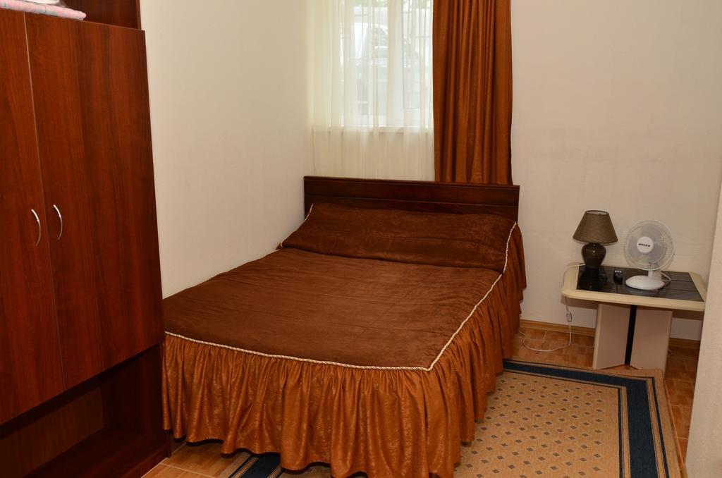 Hotel Acorn イルピン エクステリア 写真